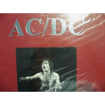 acdc2_1830061690