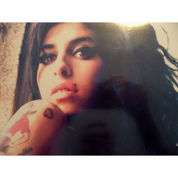 amy6_283566570