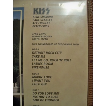 kiss6_227038073